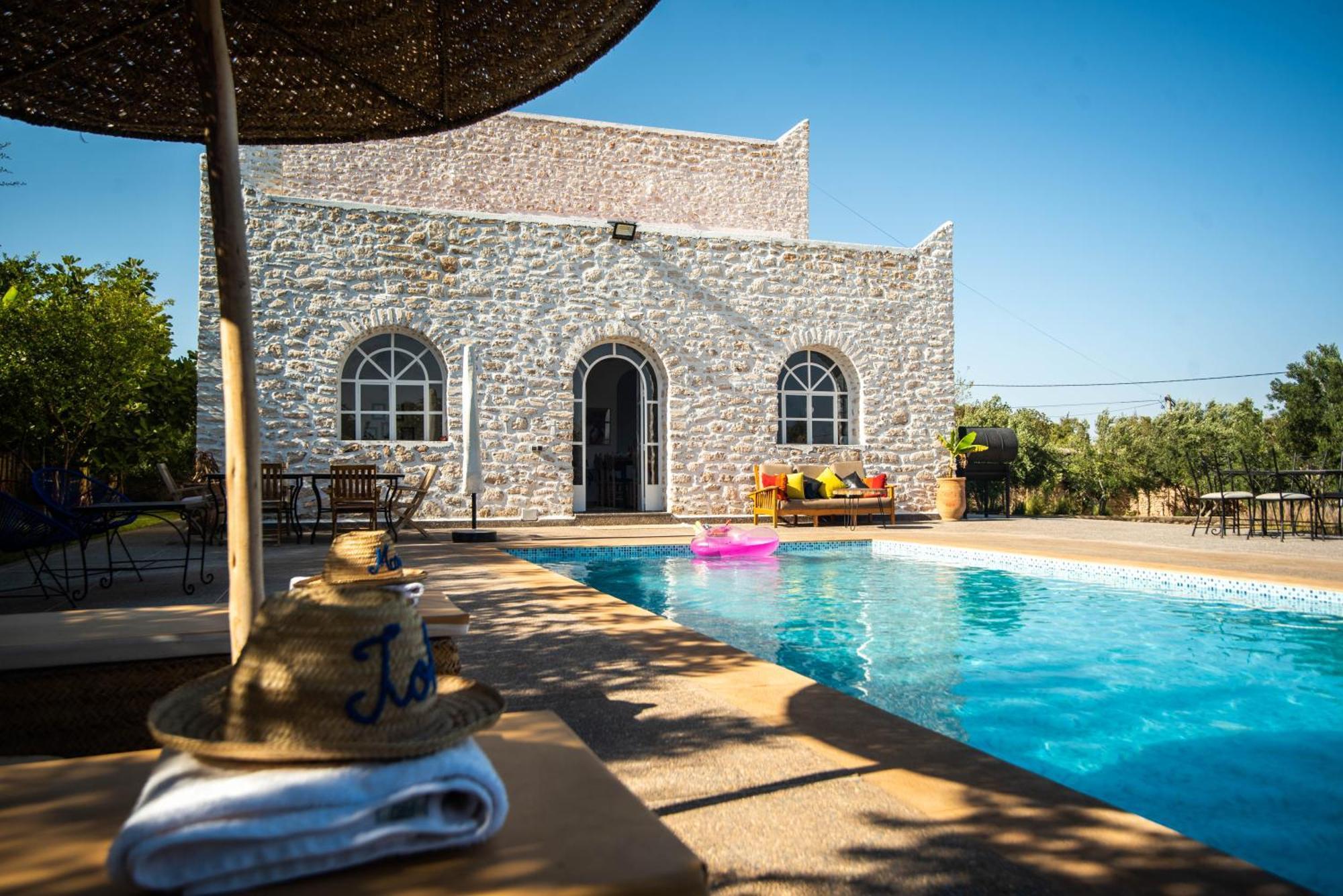 Villa Les Jardins Fleuris 4 Bedrooms 에사우이라 외부 사진