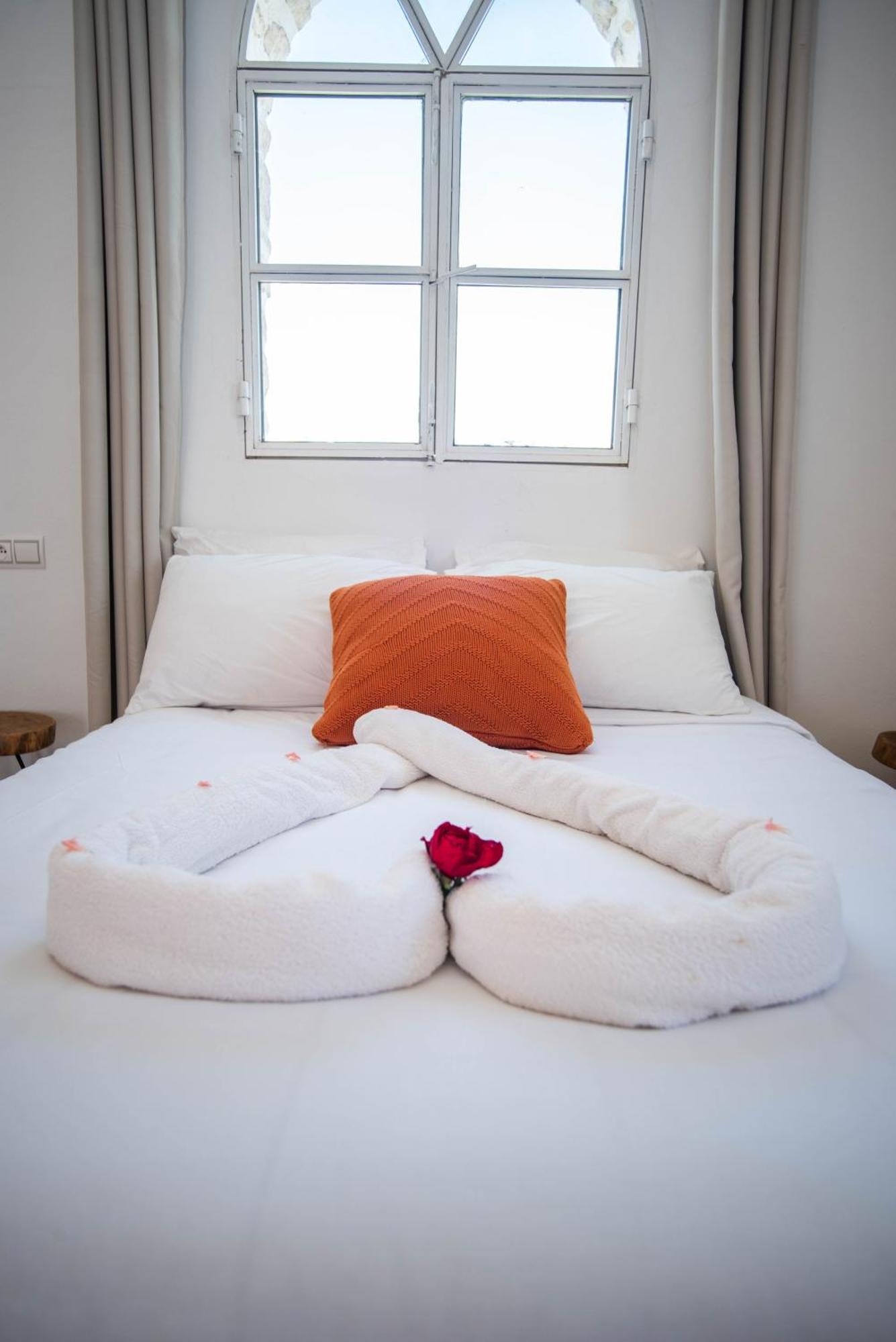 Villa Les Jardins Fleuris 4 Bedrooms 에사우이라 외부 사진