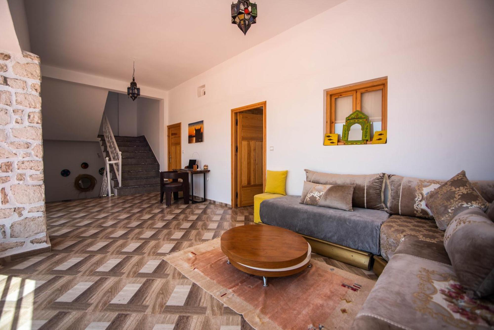 Villa Les Jardins Fleuris 4 Bedrooms 에사우이라 외부 사진